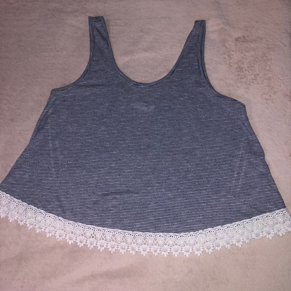 tank top w/ lace bottom